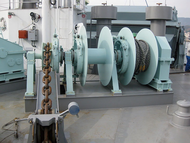 油圧ウインドラス